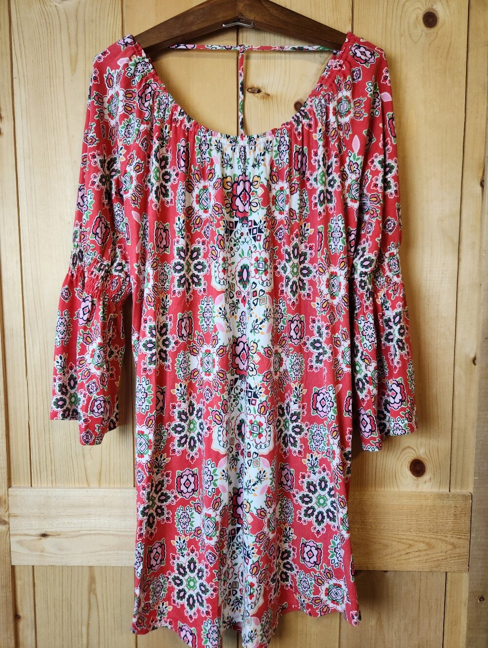 Crown & Ivy Floral Paisley Peasant Cottage Boho Scoop Neck T-Bar Back Dress